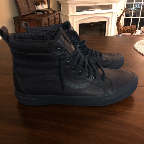 WORN ONCE Navy Hightop Vans - Picture 1 of 4